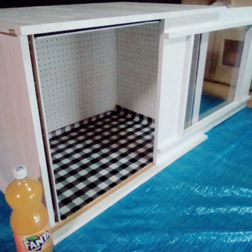 犬小屋 室内用 防音 換気扇付き ホワイト ハウス・小屋 らくだ