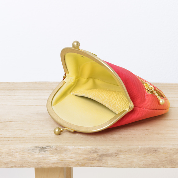 鮮やかりんご がま口財布 4枚目の画像