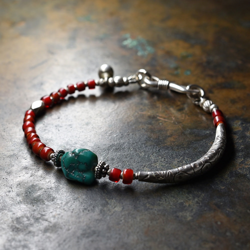 インドオールドシルバーと金赤ホワイトハーツ、 ターコイズのブレスレット。 1_d2bdd458b5e7e6ee23e0052098f1