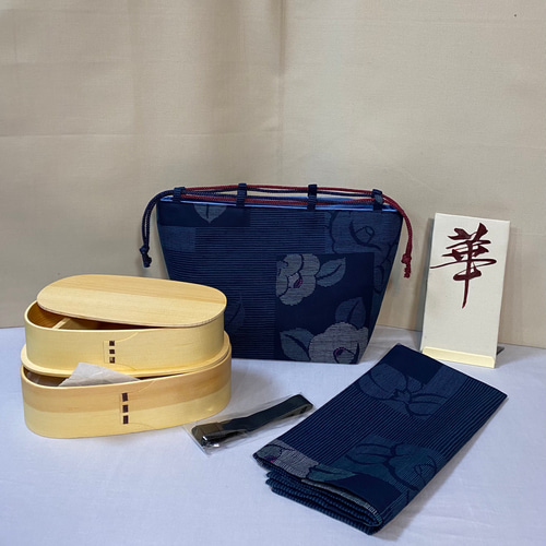 四点ランチセット 和柄紺椿巾着 わっぱ二段弁当箱 （2色から