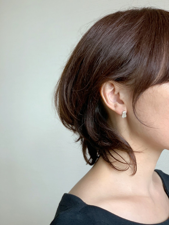 【Pt900】Dessin / Cloth: Pierced Earrings 第3張的照片
