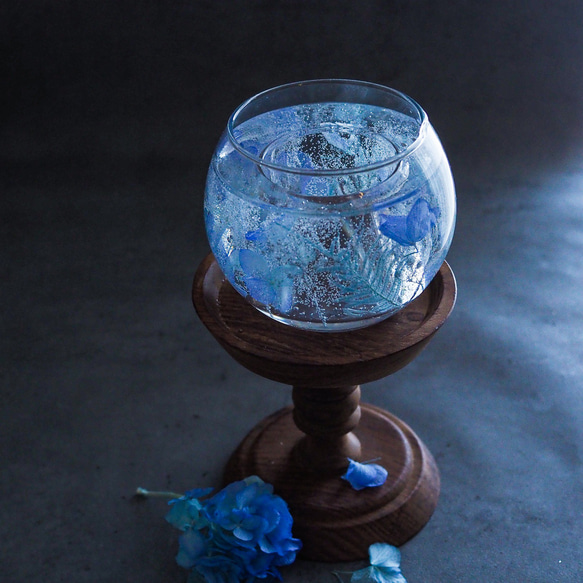 涼しげ『青い紫陽花』キャンドルホルダー　ＬＥＤイルミネーション、ミツロウアロマキャンドル付き　ギフトにも！ 3枚目の画像