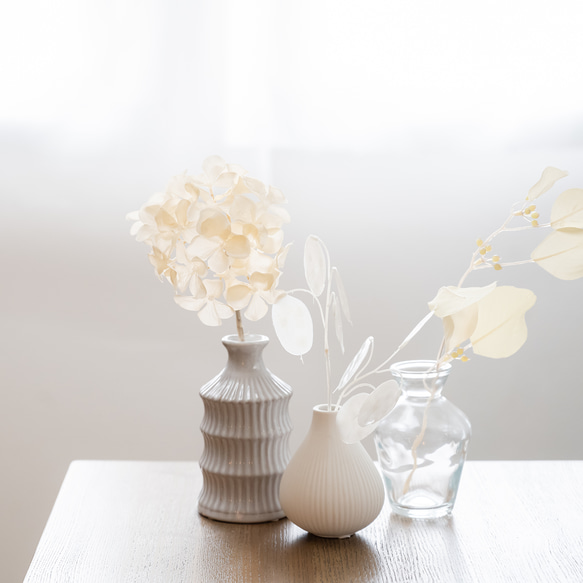 【そのまま飾ってかわいい】ドライフラワー風アジサイ（紫陽花）ユーカリ・ルナリア（アートフラワー）＆一輪挿し花瓶3本セット 1枚目の画像