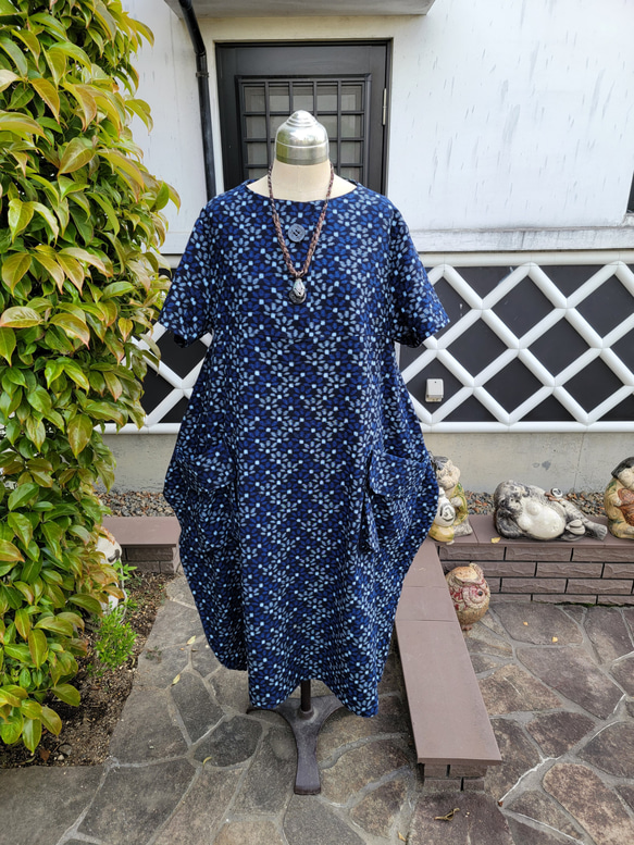 古布リメイク　久留米絣　チュニック　コート　ワンピース　フリル　ハンドメイド 着物リメイク 古布 手作り かわいい柄 久留米絣 ワンピース ワンピース