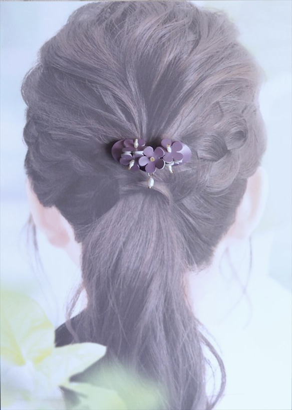 【淡色の花】紫陽花・大人のための本革ヘアゴム 13枚目の画像