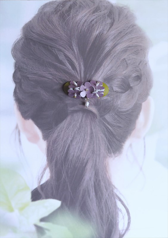 【淡色の花】紫陽花・大人のための本革ヘアゴム 5枚目の画像