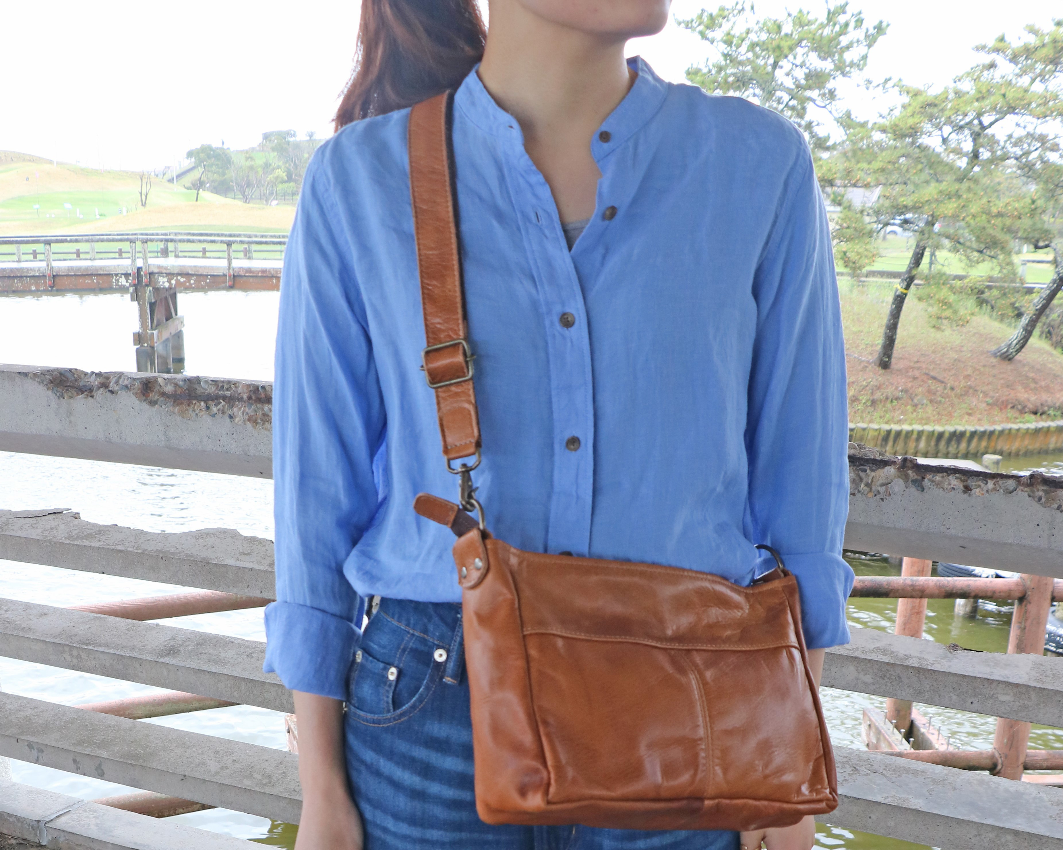 カードケース一体型レザーサコッシュ