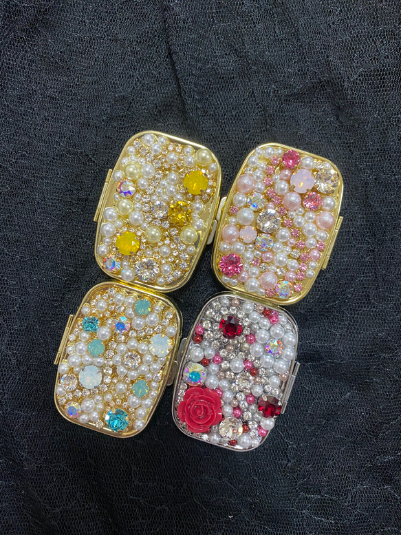 Queen's Box* 深紅の薔薇　スワロフスキービジュー  ピルケース　 9枚目の画像