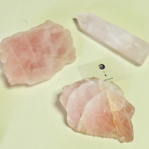 大きなローズクォーツ原石【Ⅱ】／474グラム その他置物 ◇SALE