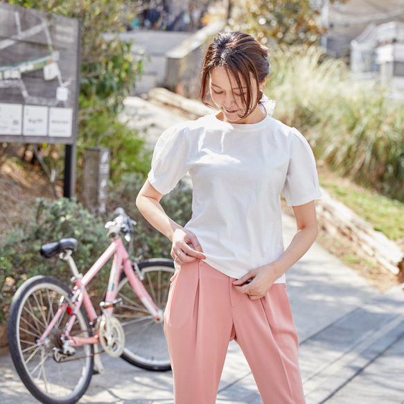 華奢な肩がつくれるパフスリーブのTシャツ｜リリィ 13枚目の画像