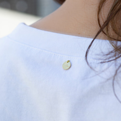 華奢な肩がつくれるパフスリーブのTシャツ｜リリィ 9枚目の画像