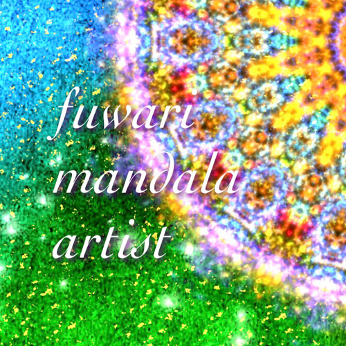はち✨隠れ神金文字チャクラ絵画 チャクラのコンセプト。内なる愛と光と平和。華麗な曼荼羅の上に