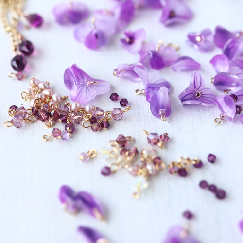 藤の花のピアス／イヤリング （紫、パープル） ピアス（フック