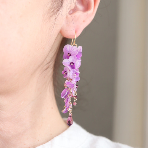 藤の花＊ピアス／イヤリング （紫、パープル） ピアス（フック