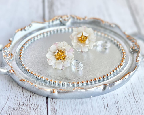 花かんざしとクリスタルドロップのピアス/イヤリング ピアス