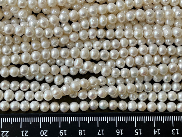 PA147   約5.5mm 真珠  淡水パール 1連売り 天然石 パワーストン 6枚目の画像