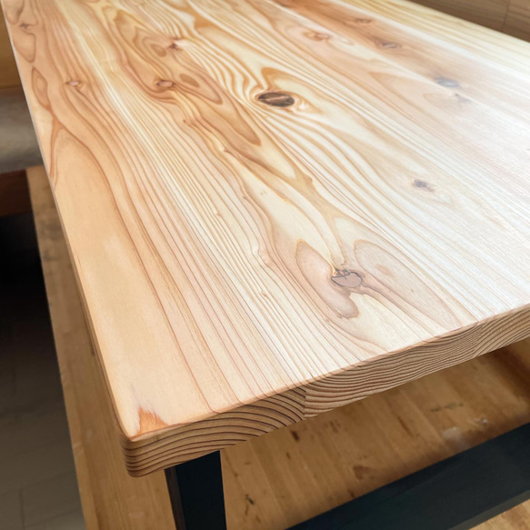 無垢ローテーブル 国産杉天板 90×50cm高さ35cm カフェテーブル コーヒーテーブル 2枚目の画像