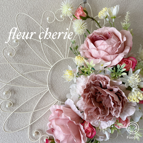 ✨壁掛け、フラワーアート額入✨バラプリザ＆アーティフィシャルアレンジ✨大人気✨ アートフラワーアイアン壁掛けアレンジアーティフィシャルプリザ造花母