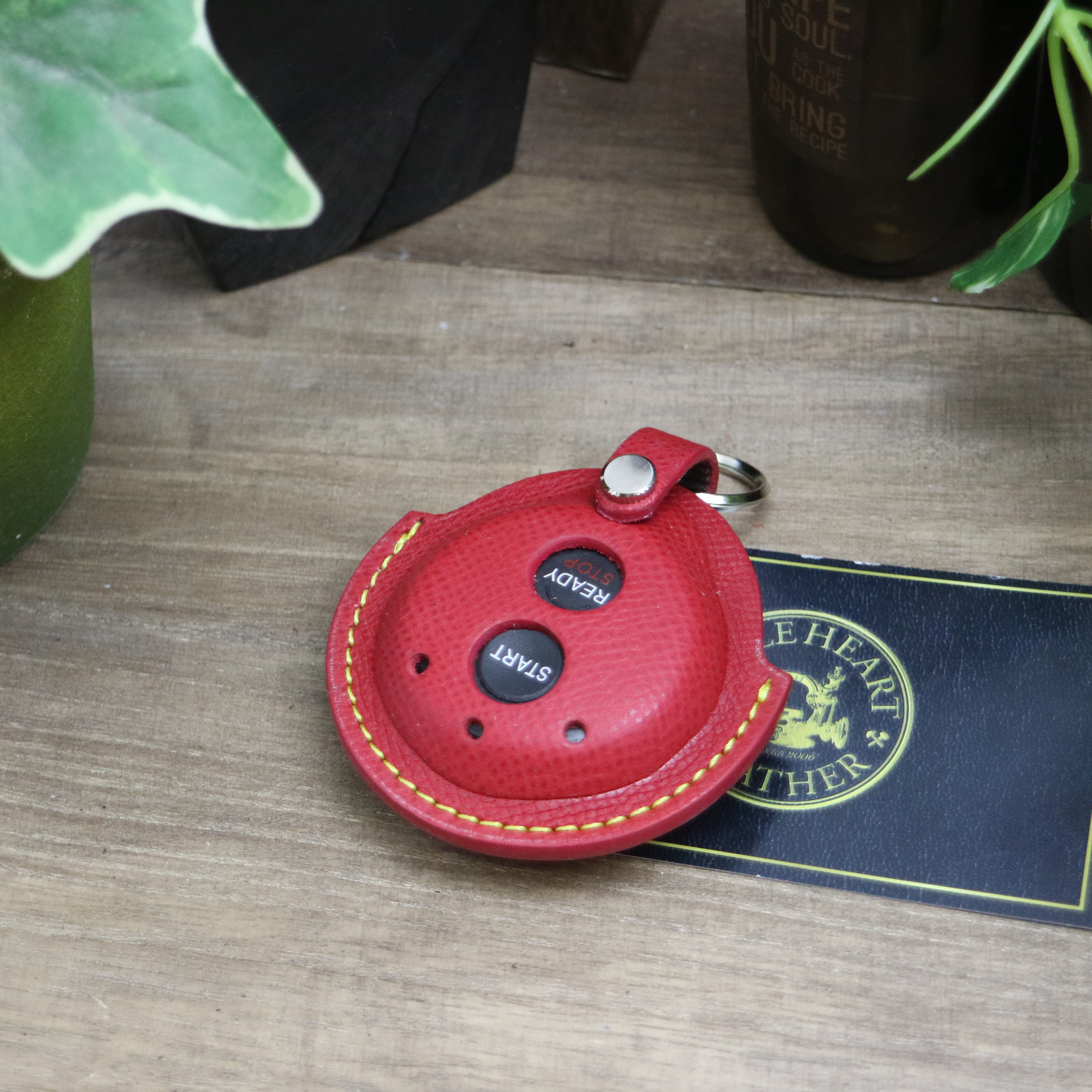 名入れ 無料 エンジスターターケース　小　ホンダ　本革    高級皮革ヴォーエプソン仕様 【レザーキースーツ】