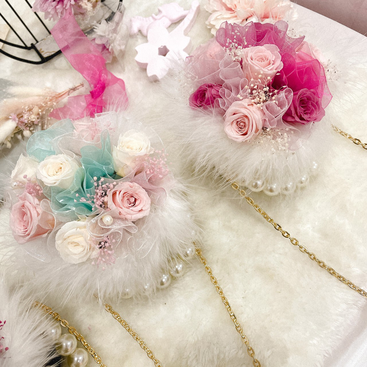 薔薇プリザーブドフラワー　リボン　花器　ワイヤー　紫陽花　パールまとめ売り バラとリボンのアレンジメント（ピンク） | 商品詳細 | 高島屋