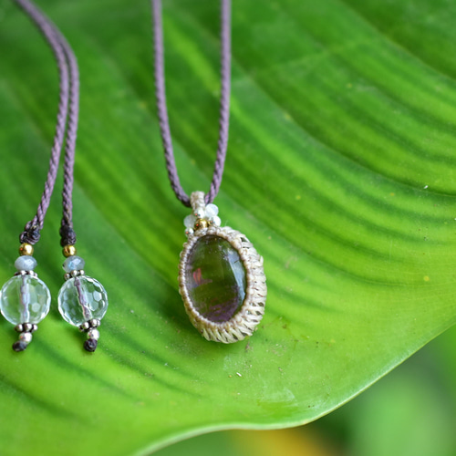 『稀光』ルチルクォーツと虹入りシトリンのマクラメペンダントネックレス 稀光』ルチルクォーツと虹入りシトリンのマクラメペンダント