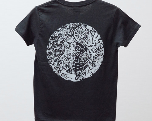 希少 mame 上質 総柄 デザイン トライバル 刺繍 半袖 Tシャツ 1 トライバル柄風魚Tシャツ】希望の鯉/魚/バックプリント/WSサイズ/洗濯