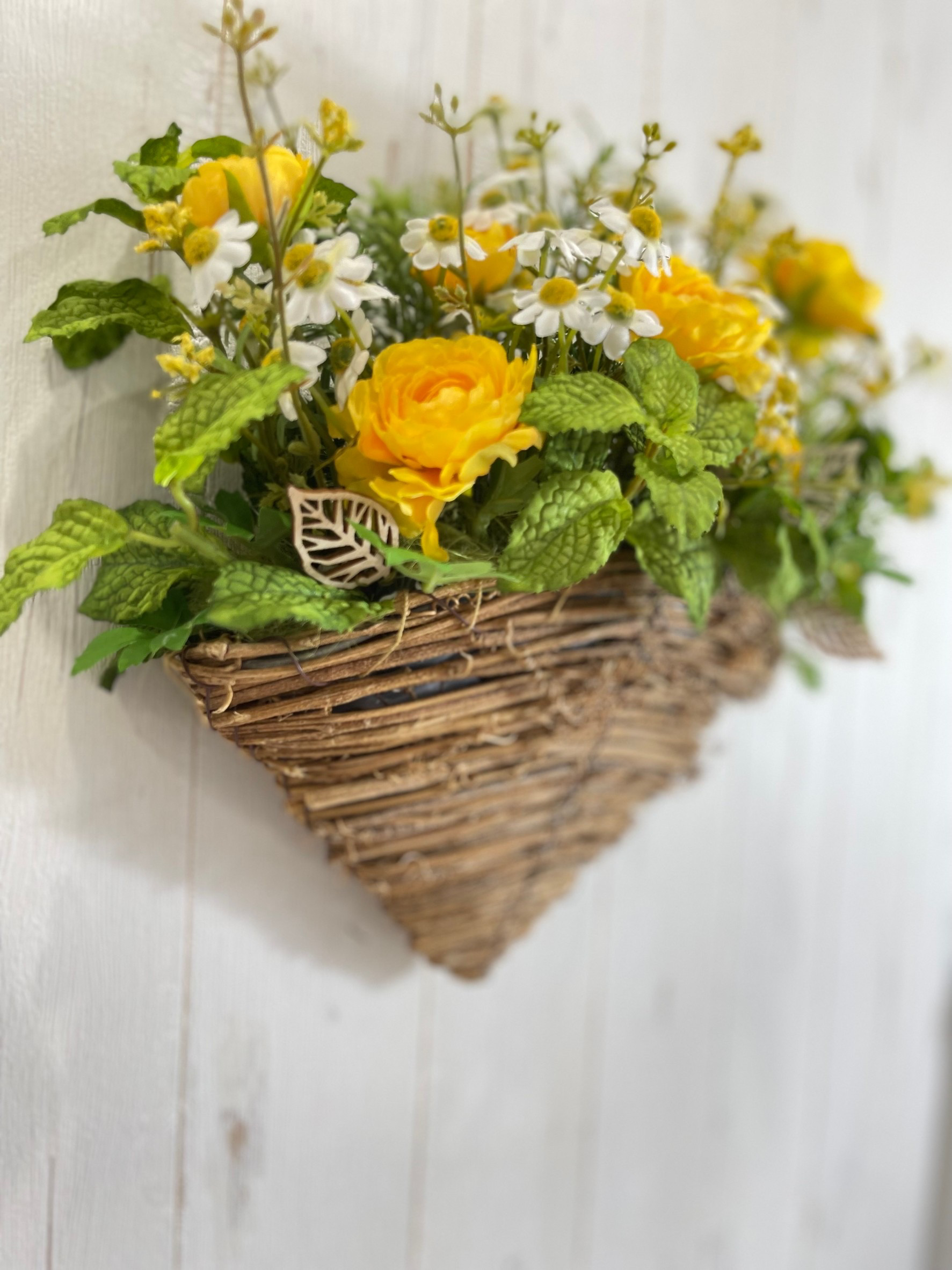 お庭のハーブとお花を摘んできました♪  アーティフィシャルフラワー