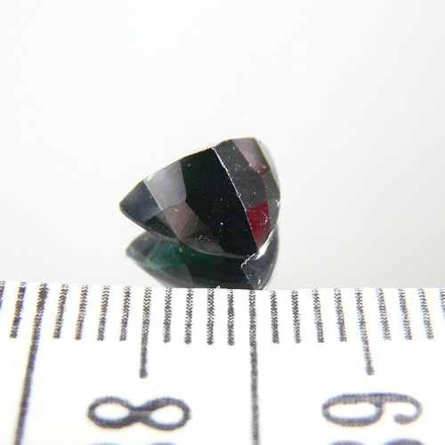 P839 【ブラジル産】 天然トルマリン（電気石） ルース 天然石 GEO  