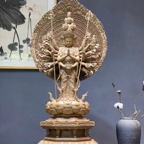 総檜材 精密細工 極上品 一刀彫 仏教美術 大型高50cm 千手観音座像 総檜材 精密細工 極上品 一刀彫 仏教美術 大型高50cm 千手観音