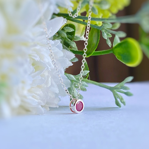 宝石質ルビー 4mm ベゼルネックレス 14kgf/sv925 7月誕生石 紅玉