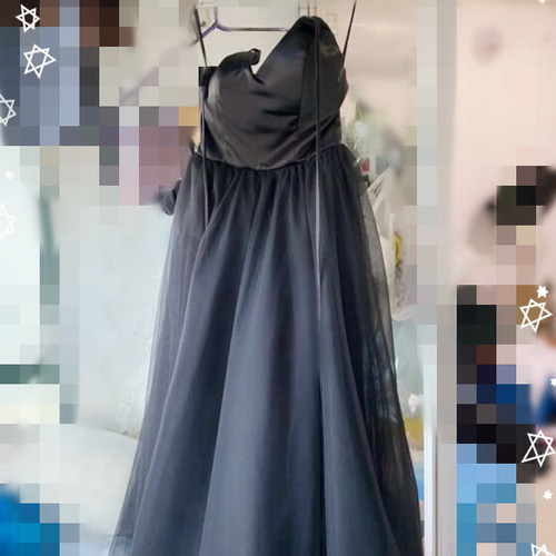 カラードレス 黒色 優雅なシルエット キャミソール Vバック トレーン  