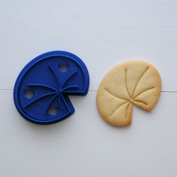 蓮の葉（スタンプ付き）クッキー型・クッキーカッター 1枚目の画像