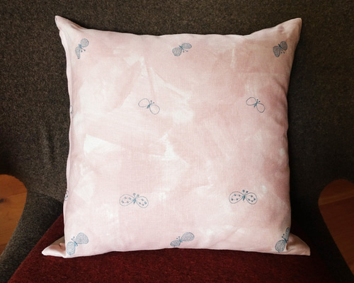 ミナペルホネン choucho pink スウィートピンク 桜色 クッション
