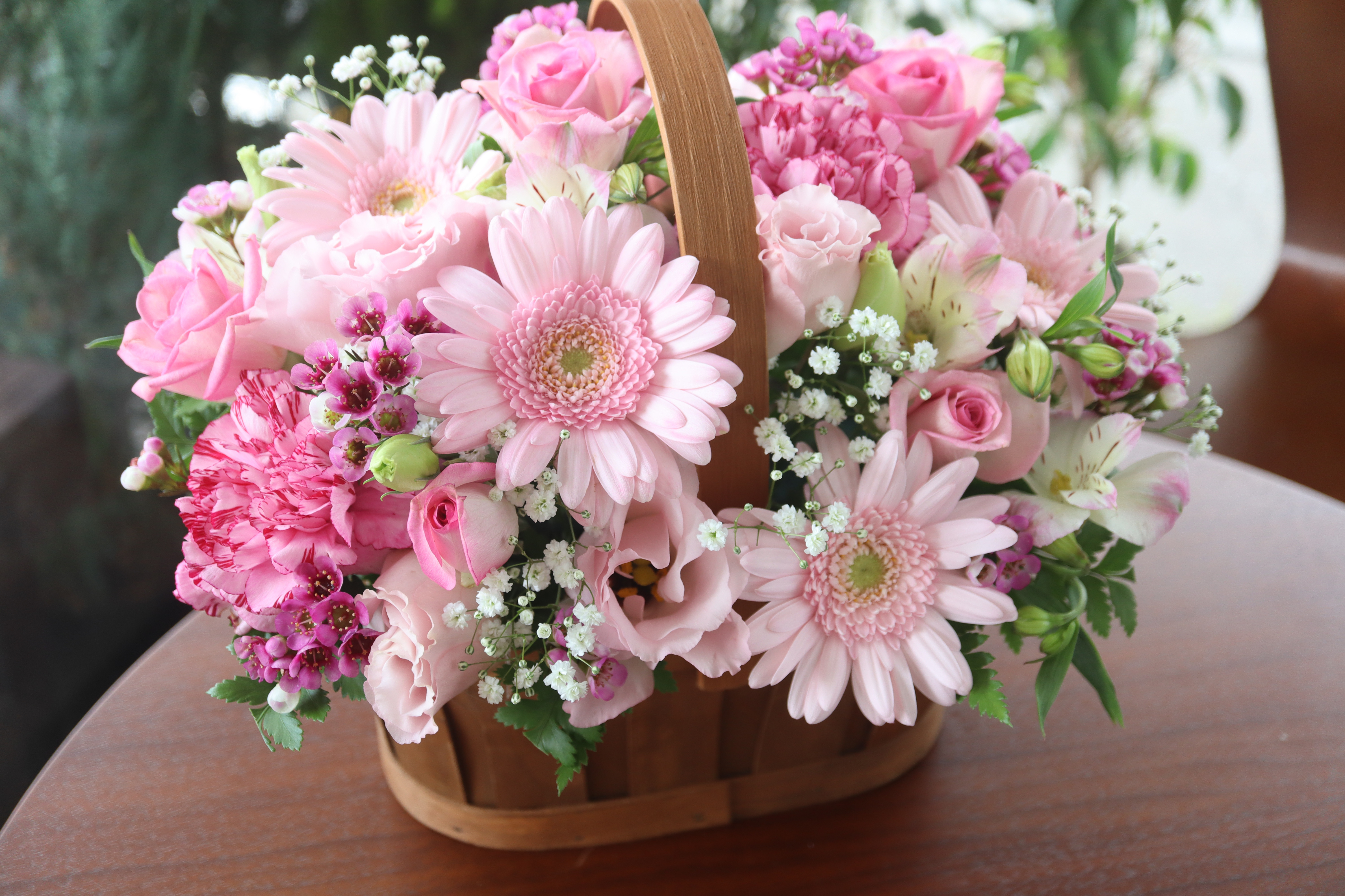 【042】ピンク系 フレッシュフラワー バスケット アレンジメント