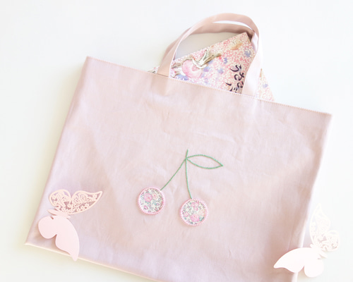 レッスンバッグ ピンク さくらんぼ 刺繍 リバティ チェリー 女の子