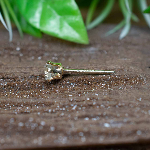 14kgf☆ペタライト・ピアス　3mm 4枚目の画像