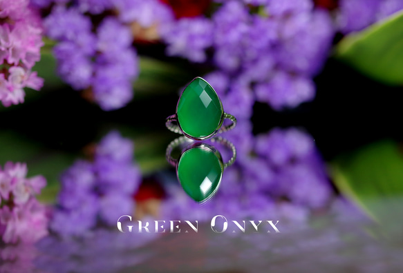 新作 ☆『 Green Onyx』☆の世界でひとつの天然石リングsilver925 + ロジウムコーティング 6枚目の画像