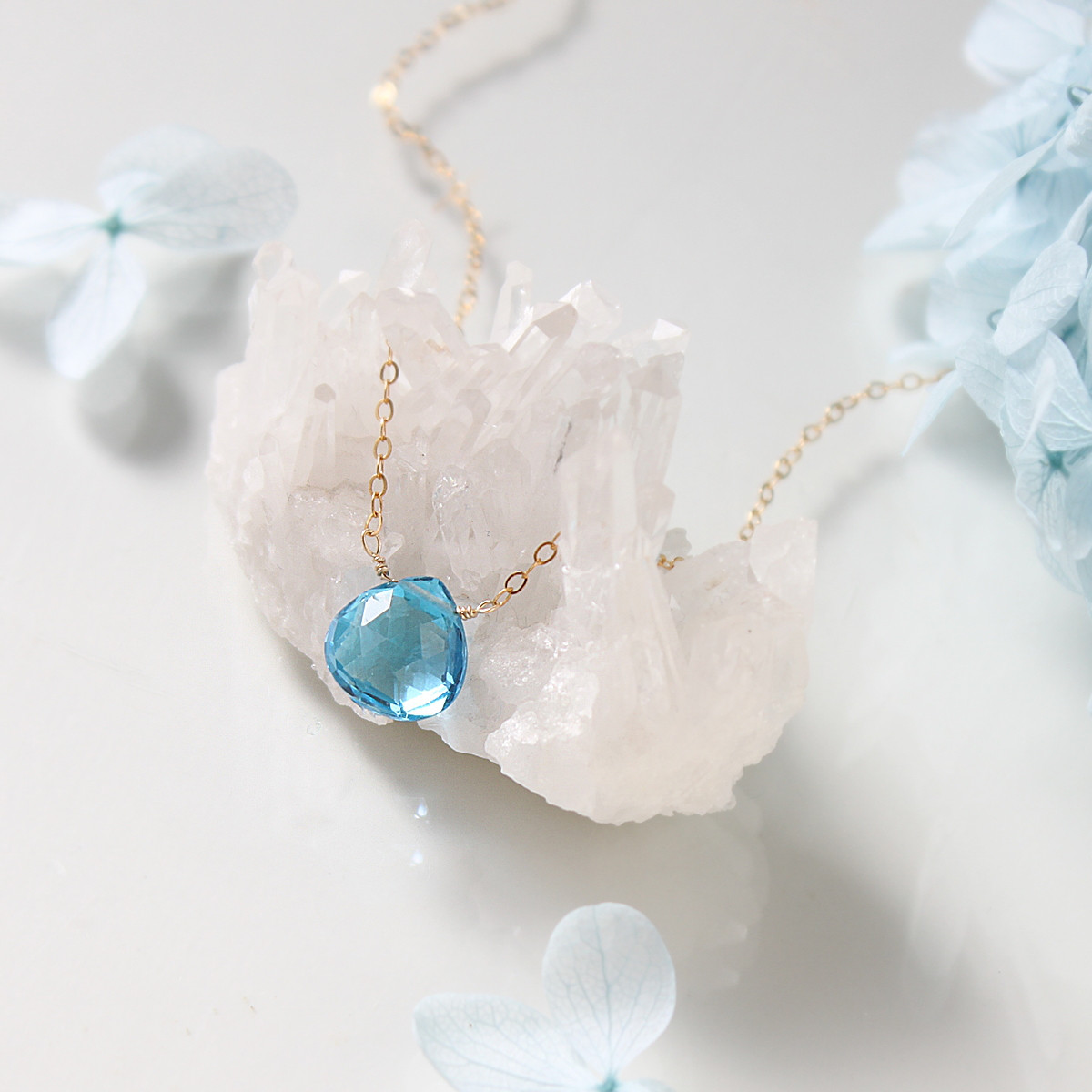 最上級品 ブラジル産スイスブルートパーズのひと粒ネックレス｜14Kgf