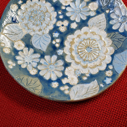 送料込み　蒼の花束２　小皿　オーブン陶土のお皿 4枚目の画像