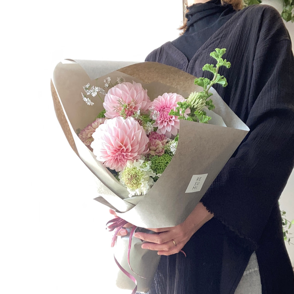 Mother’s Day 2022 bouquet ‘gentle’ 5/10お届け 3枚目の画像