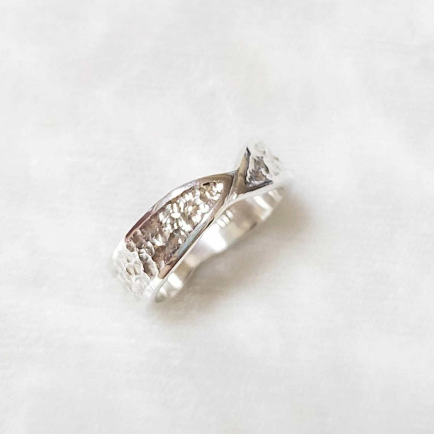 【受注製作】クレーター模様の大人リング