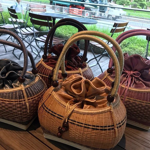 タイ王室御用達)竹細工かごバック 丸型 茶(7912) かごバッグ タイ王室御用達)竹細工かごバック 丸型 茶(7912) かごバッグ