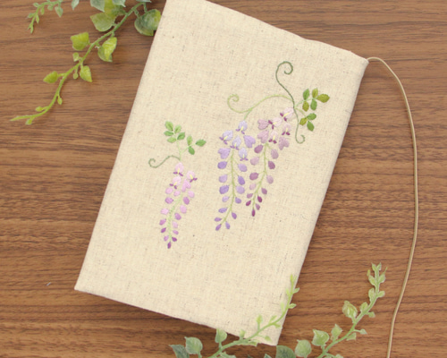 ブックカバー 手刺繍 藤の花 文庫本/新書判/四六判ソフト ブックカバー