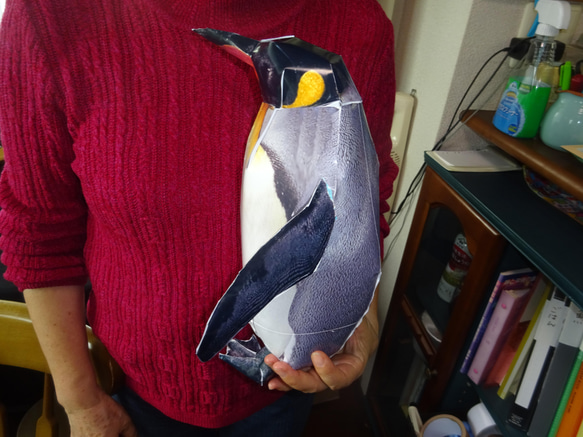 スーパーリアルペーパークラフト　おうさまペンギン　11ｃｍ　　A4写真1枚 19枚目の画像