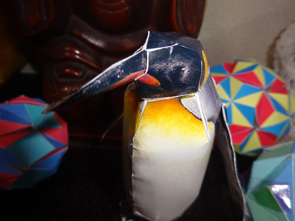 スーパーリアルペーパークラフト　おうさまペンギン　11ｃｍ　　A4写真1枚 8枚目の画像