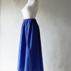 シルエットが綺麗【綿麻ギャザースカート】中厚　ブルー　ブロックチェック　マキシ丈 11枚目の画像