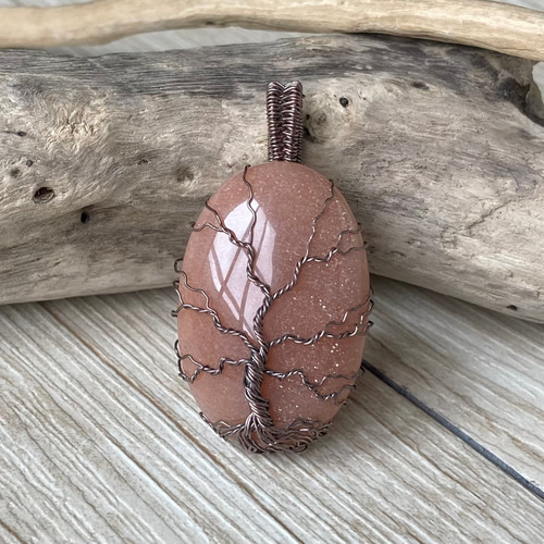 新品】変わる輝き⭐︎天然石オレンジサンムーンストーンネックレス