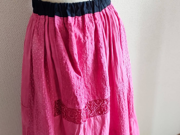 【桜色に染めた刺繍×コットンリネンロングスカート】 5枚目の画像
