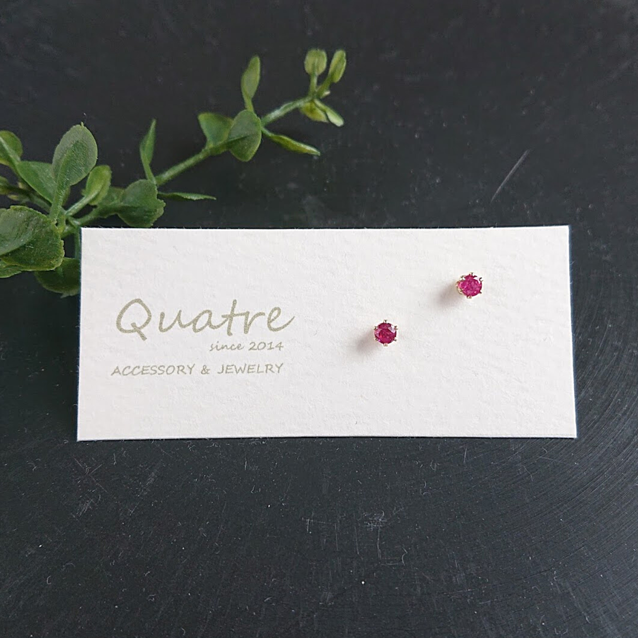 ルビー【Ruby】ソリティアピアス3㎜(K14GF)