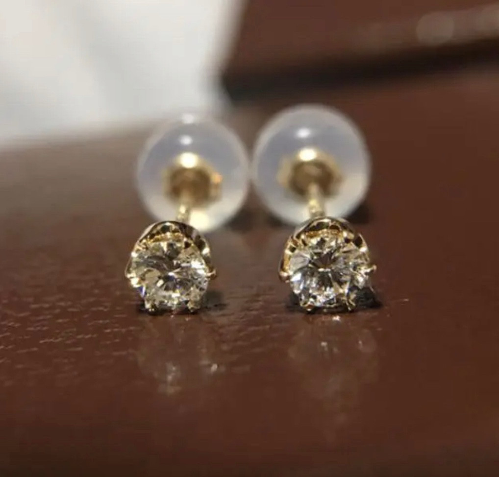 【ピアス】18金イエローゴールド ダイヤモンド合計0.2ct